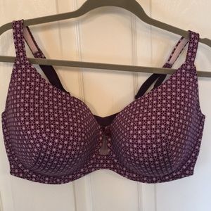 Cacique underwire bra.